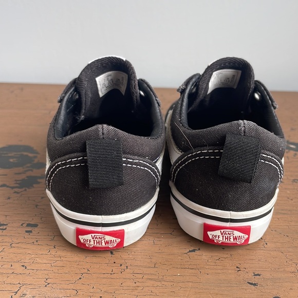 Vans Old Skool Shoes Sneakers Toddler Size 7 Black and White Lace Up - Picture 3 of 8